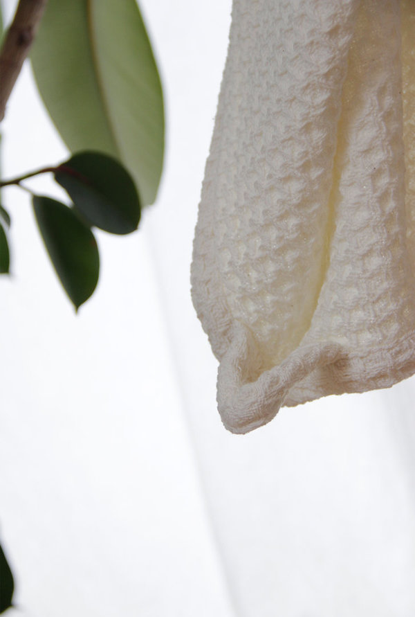 Waffelpique Handtuch weiß